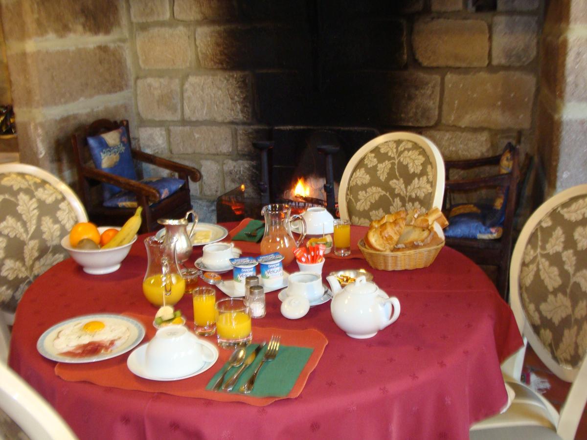 Logis La Gamade Hotel Donzenac Luaran gambar