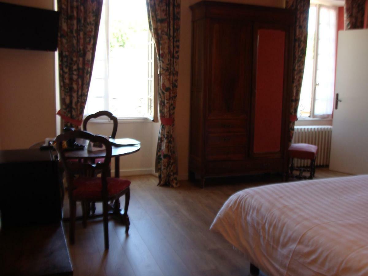 Logis La Gamade Hotel Donzenac Luaran gambar