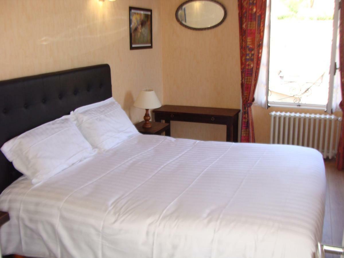 Logis La Gamade Hotel Donzenac Luaran gambar