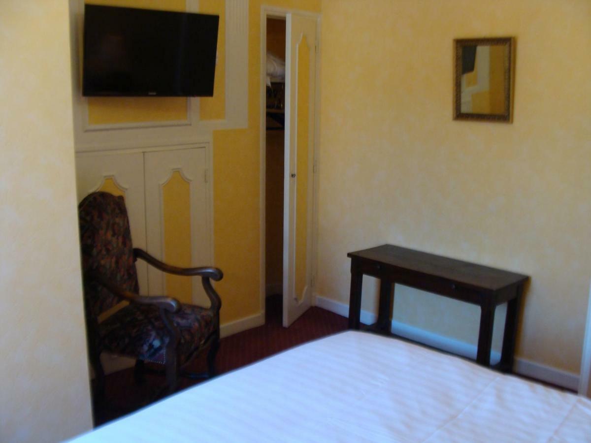 Logis La Gamade Hotel Donzenac Luaran gambar
