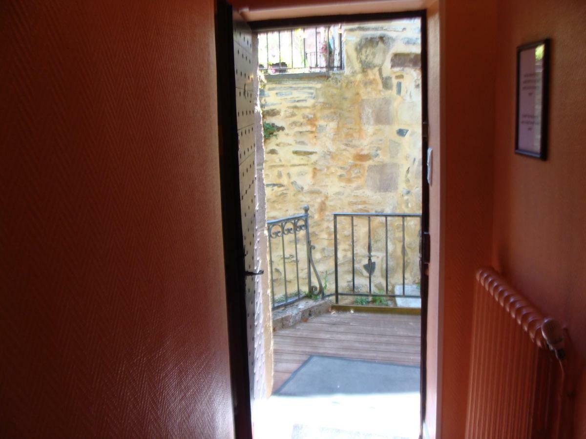 Logis La Gamade Hotel Donzenac Luaran gambar